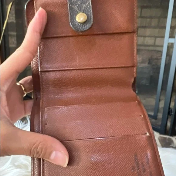 Louis Vuitton Monogram Wallet - Picture 10 of 16